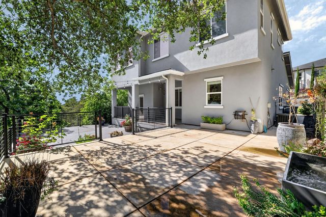 9623 Tunnel St, Newcastle, CA 95658