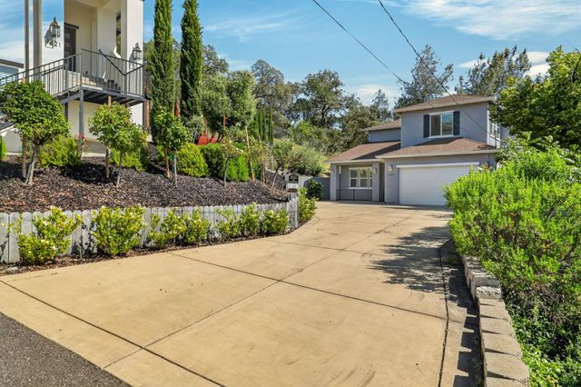 9623 Tunnel St, Newcastle, CA 95658