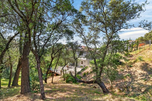 9623 Tunnel St, Newcastle, CA 95658