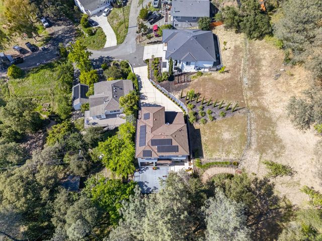9623 Tunnel St, Newcastle, CA 95658