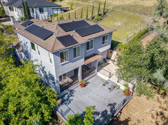 9623 Tunnel St, Newcastle, CA 95658