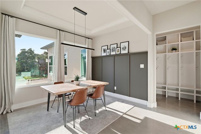 5721 Dry Comal Drive, New Braunfels, TX 78132