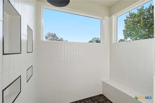 5721 Dry Comal Drive, New Braunfels, TX 78132