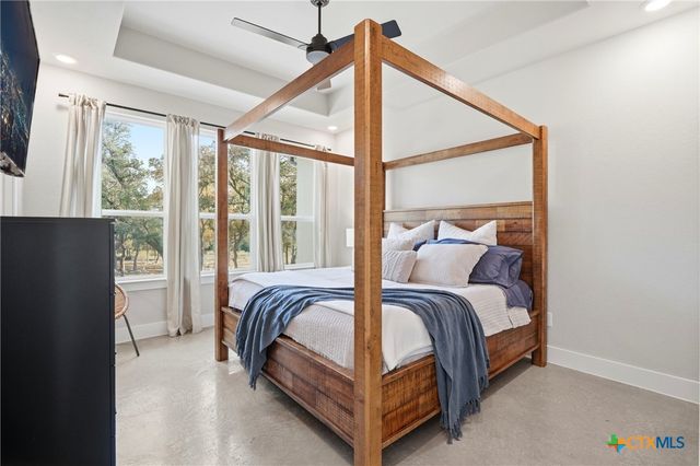 5721 Dry Comal Drive, New Braunfels, TX 78132