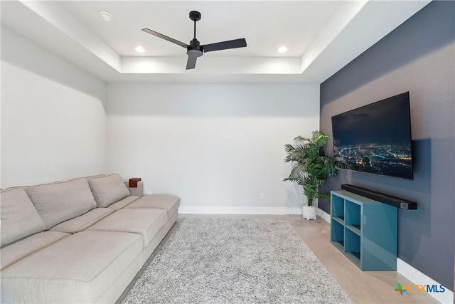 5721 Dry Comal Drive, New Braunfels, TX 78132