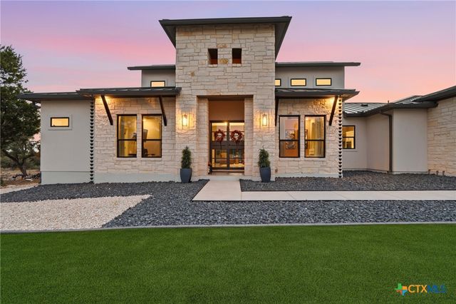 5721 Dry Comal Drive, New Braunfels, TX 78132