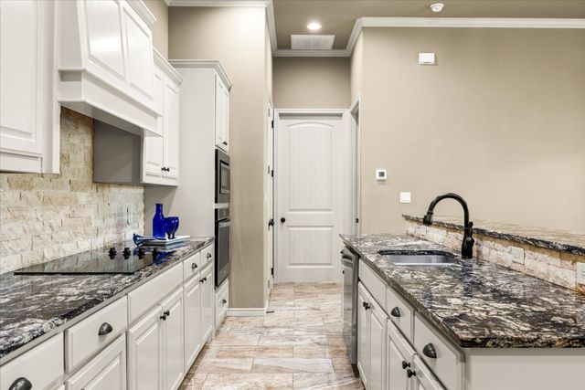 3503 Fountain Way, Granbury, TX 76049