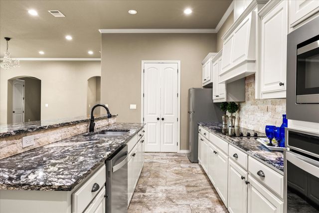 3503 Fountain Way, Granbury, TX 76049