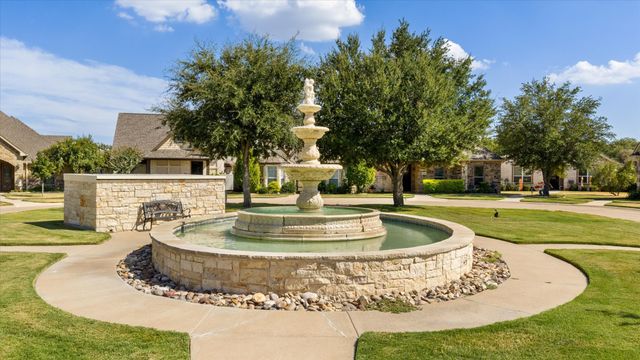 3503 Fountain Way, Granbury, TX 76049