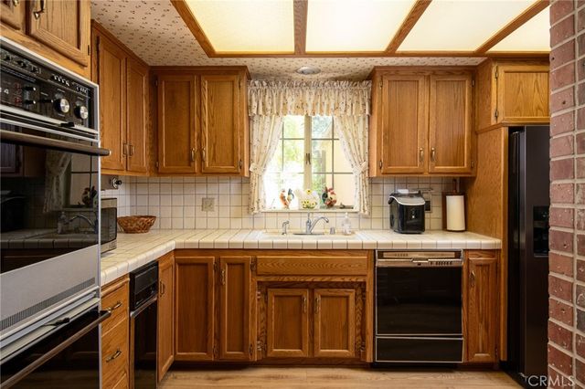 311 John Muir, Lake Arrowhead, CA 92352