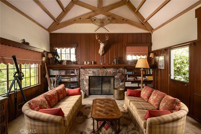 311 John Muir, Lake Arrowhead, CA 92352