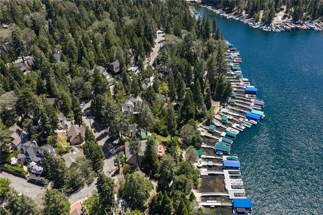 311 John Muir, Lake Arrowhead, CA 92352
