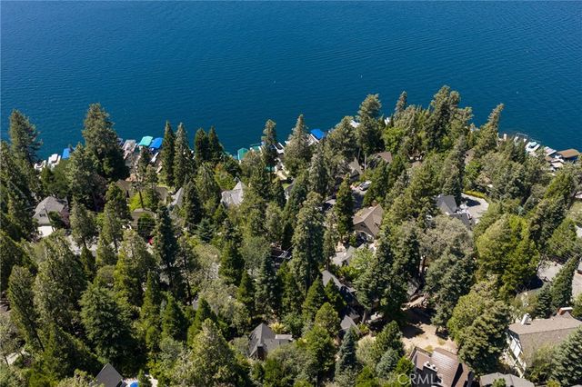 311 John Muir, Lake Arrowhead, CA 92352