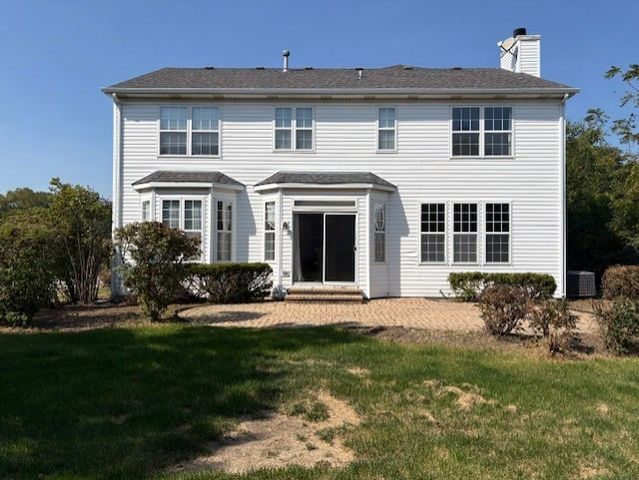 4827 W Pebble Beach Drive, Wadsworth, IL 60083