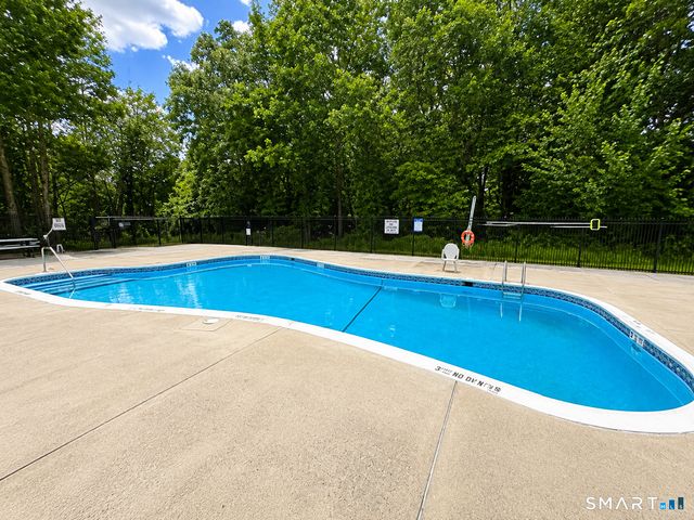 501 Summer Hill Drive 501, South Windsor, CT 06074