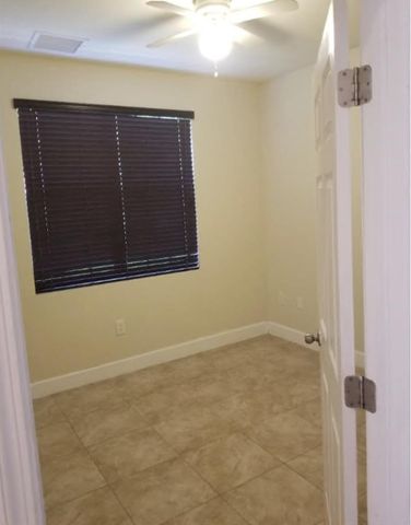 2221 NW 64th Avenue, Sunrise, FL 33313