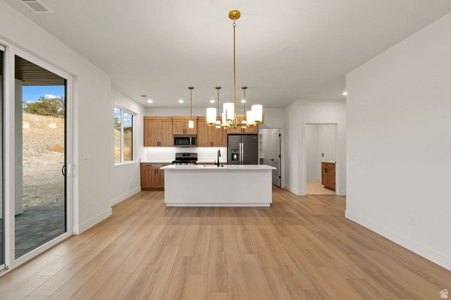 3318 W SUN CIR, Cedar City, UT 84720