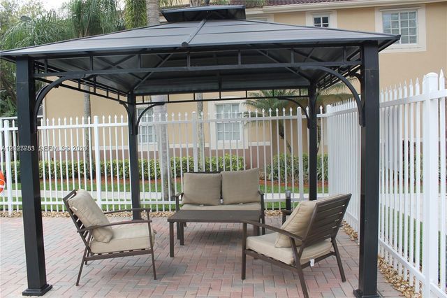 3677 San Simeon Circle 3677, Weston, FL 33331