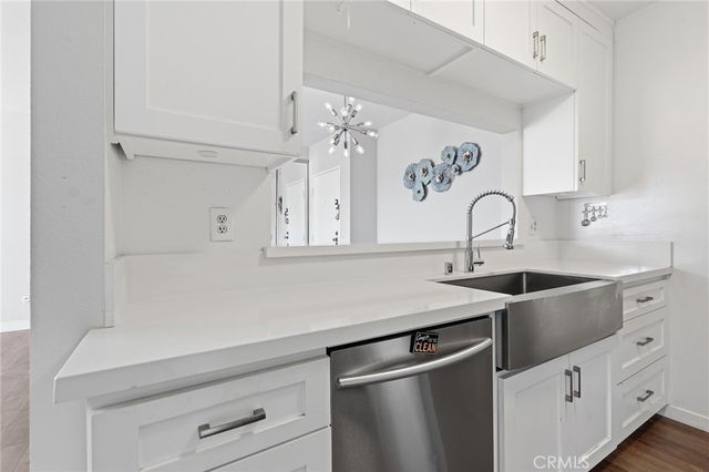 1422 Rock Glen 309, Glendale, CA 91205
