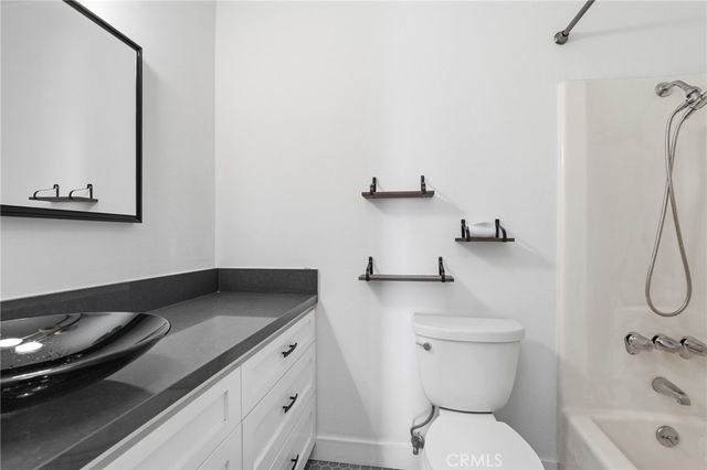 1422 Rock Glen 309, Glendale, CA 91205
