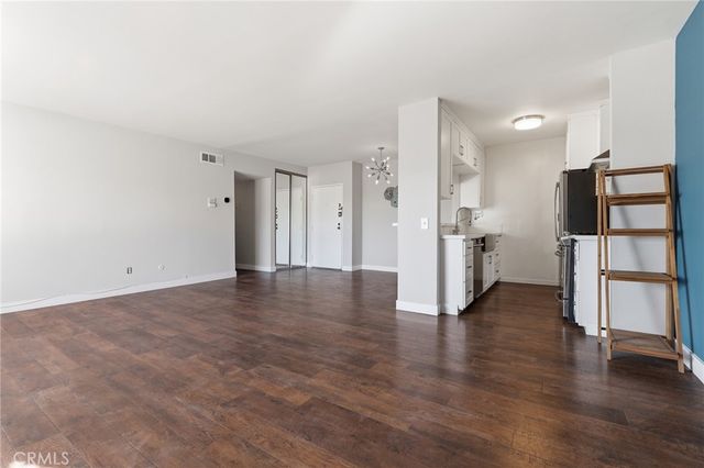1422 Rock Glen 309, Glendale, CA 91205