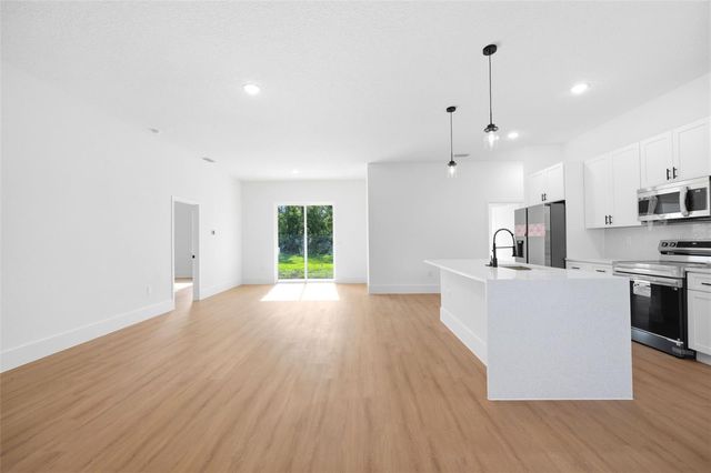 7433 SW 138TH TERRACE, Dunnellon, FL 34432