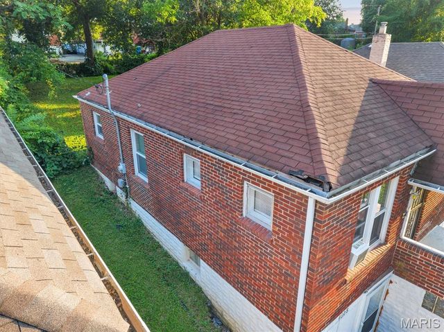4608 June Avenue, St Louis, MO 63121