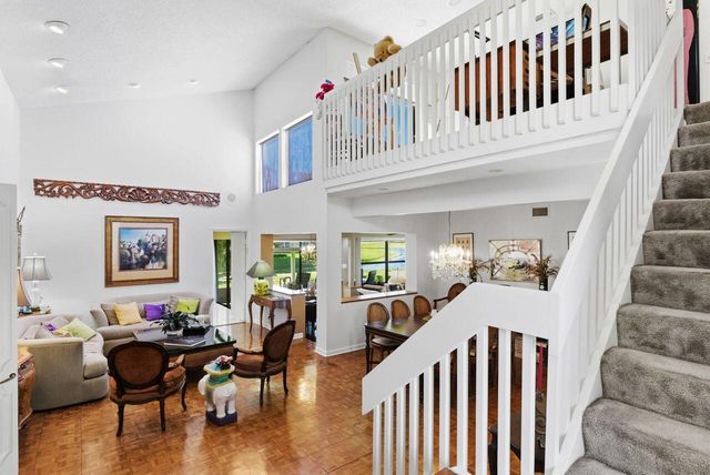 5787 Lakeview Mews Place, Boynton Beach, FL 33437