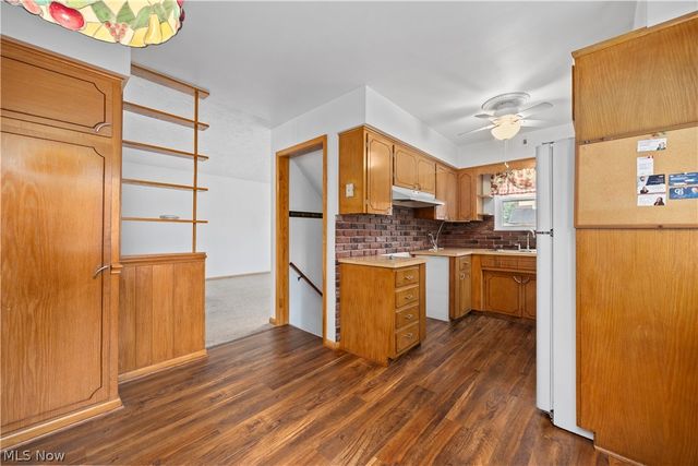 617 Marguerite Avenue, Cuyahoga Falls, OH 44221