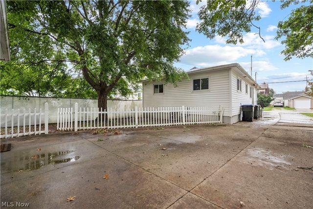 617 Marguerite Avenue, Cuyahoga Falls, OH 44221