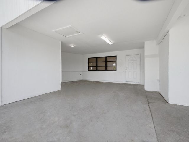 6700 Forest Court, West Palm Beach, FL 33405