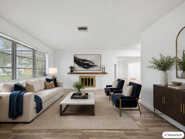 6700 Forest Court, West Palm Beach, FL 33405