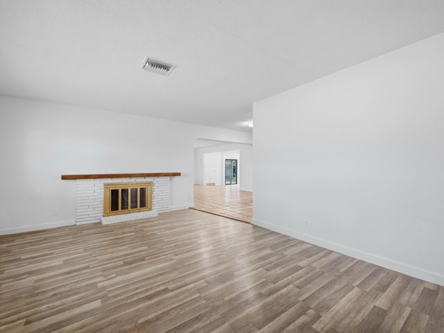 6700 Forest Court, West Palm Beach, FL 33405
