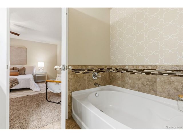 10423 Abrams Dr, Colorado Springs, CO 80925