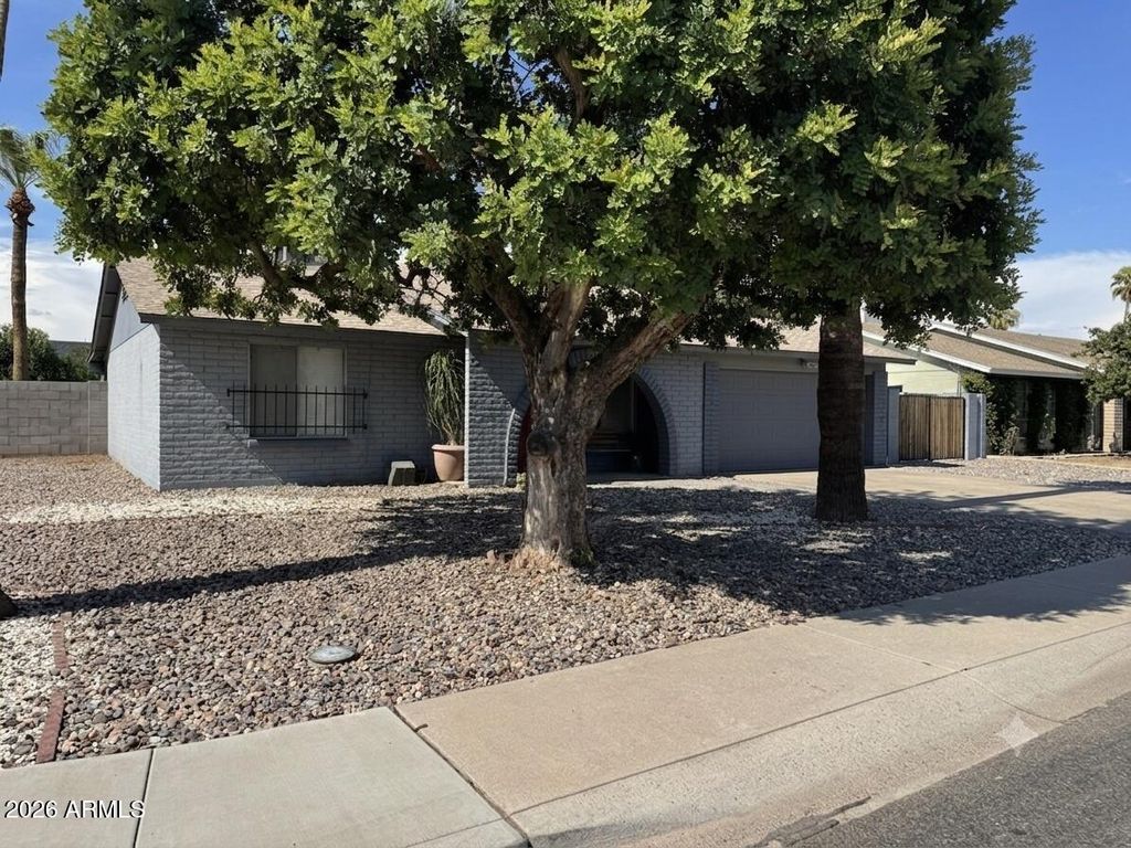 2840 W MICHELLE Drive, Phoenix, AZ 85053 — photo 3