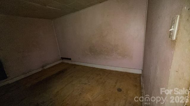 922 US 70 None W, Morganton, NC 28655