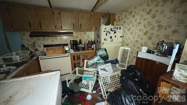 922 US 70 None W, Morganton, NC 28655