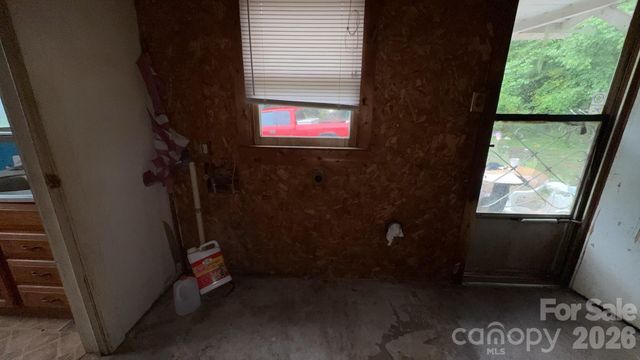 922 US 70 None W, Morganton, NC 28655