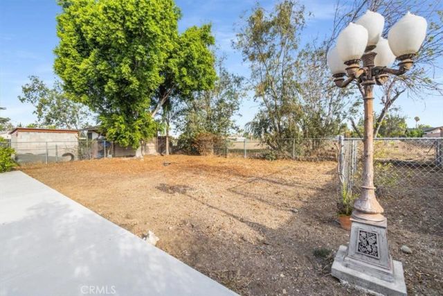 16262 Ivy Avenue, Fontana, CA 92335