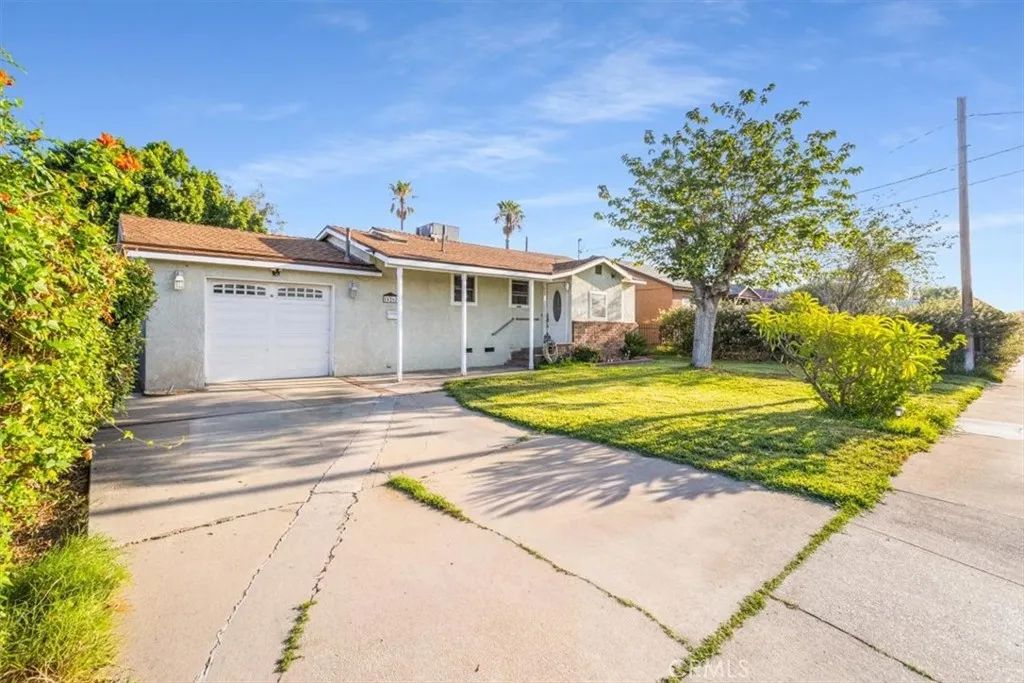 16262 Ivy Avenue, Fontana, CA 92335