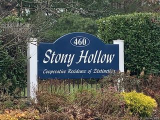 460 Old Town Road 1 F, Port Jefferson Station, NY 11776