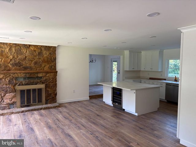 700 MILLER RD, Annapolis, MD 21401