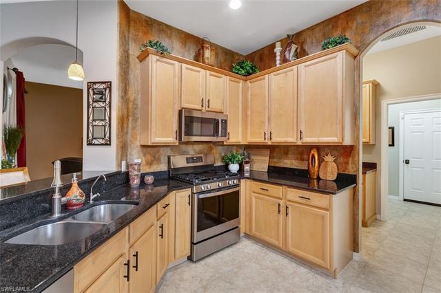 12911 Timber Ridge DR, Fort Myers, FL 33913