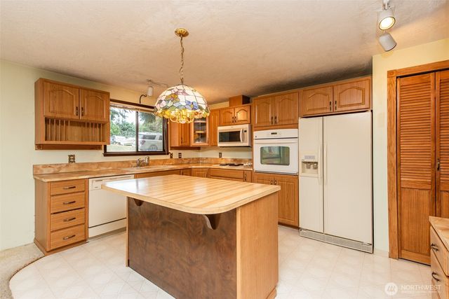 10 Percy Lane, Sequim, WA 98382