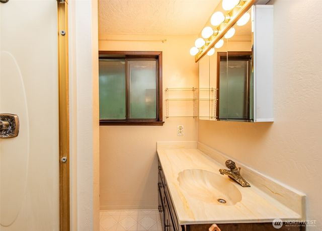 10 Percy Lane, Sequim, WA 98382