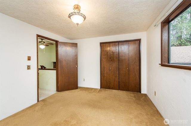 10 Percy Lane, Sequim, WA 98382