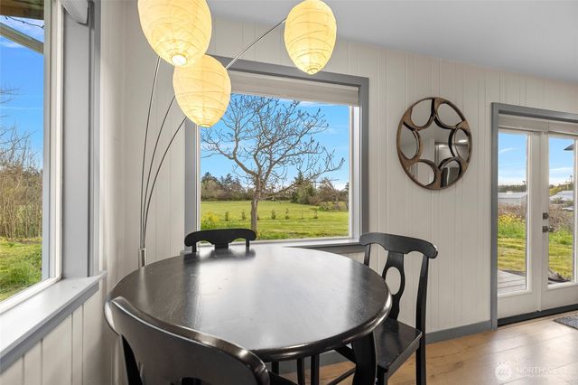 2010 Sweetbriar Lane, Oak Harbor, WA 98277