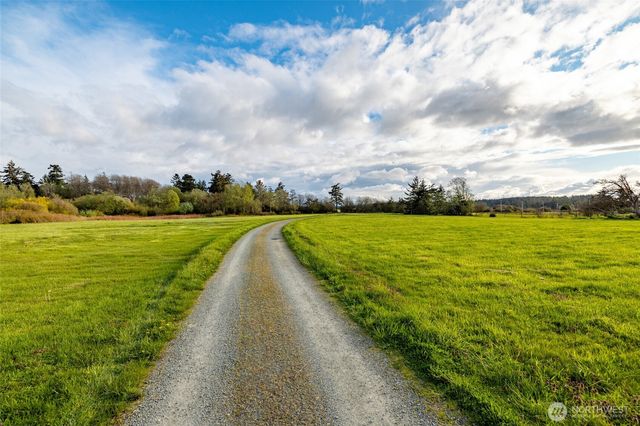 2010 Sweetbriar Lane, Oak Harbor, WA 98277