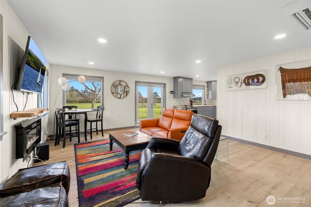 2010 Sweetbriar Lane, Oak Harbor, WA 98277
