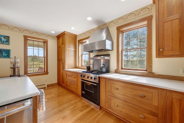8885 Burmeister Road, Saline, MI 48176
